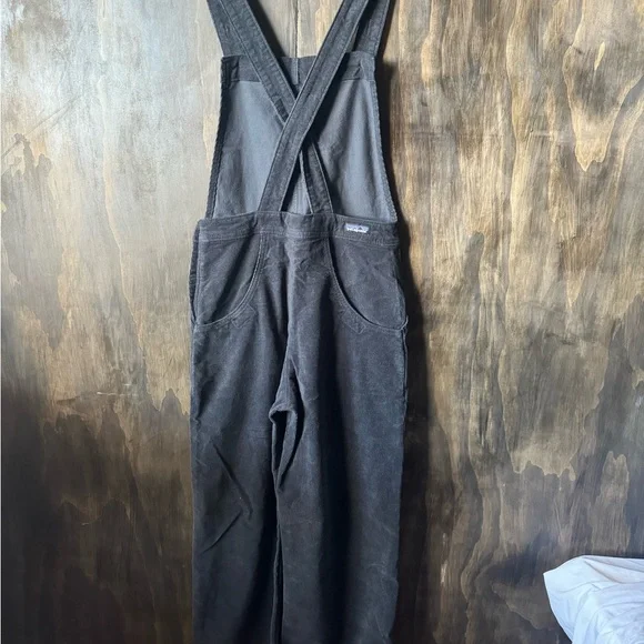 Patagonia Stand Up Cropped Corduroy Overalls – Women’s – NWT - Picture 13 of 15